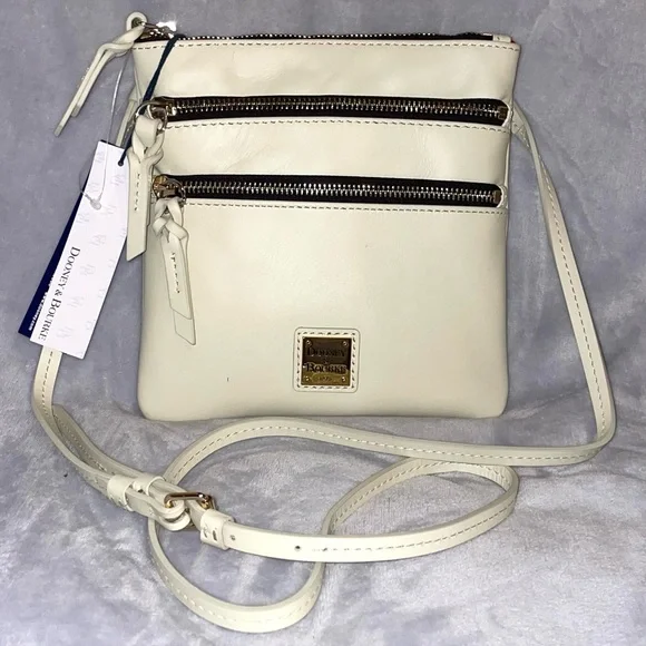 Dooney & Bourke NWT Cream Triple Zip Crossbody